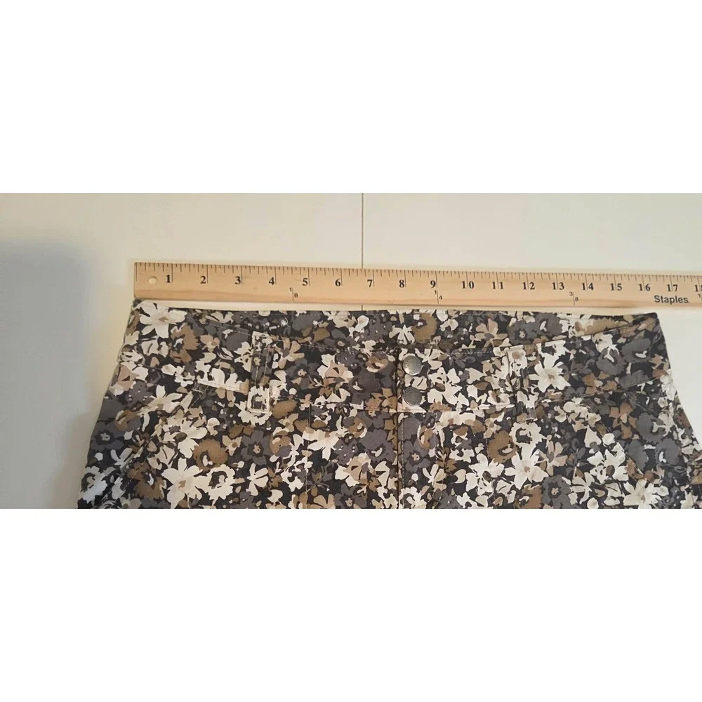Columbia Omni-Shield Shorts Womens 8 Floral Brown Grey Hiking Outdoor - Picture 12 of 13